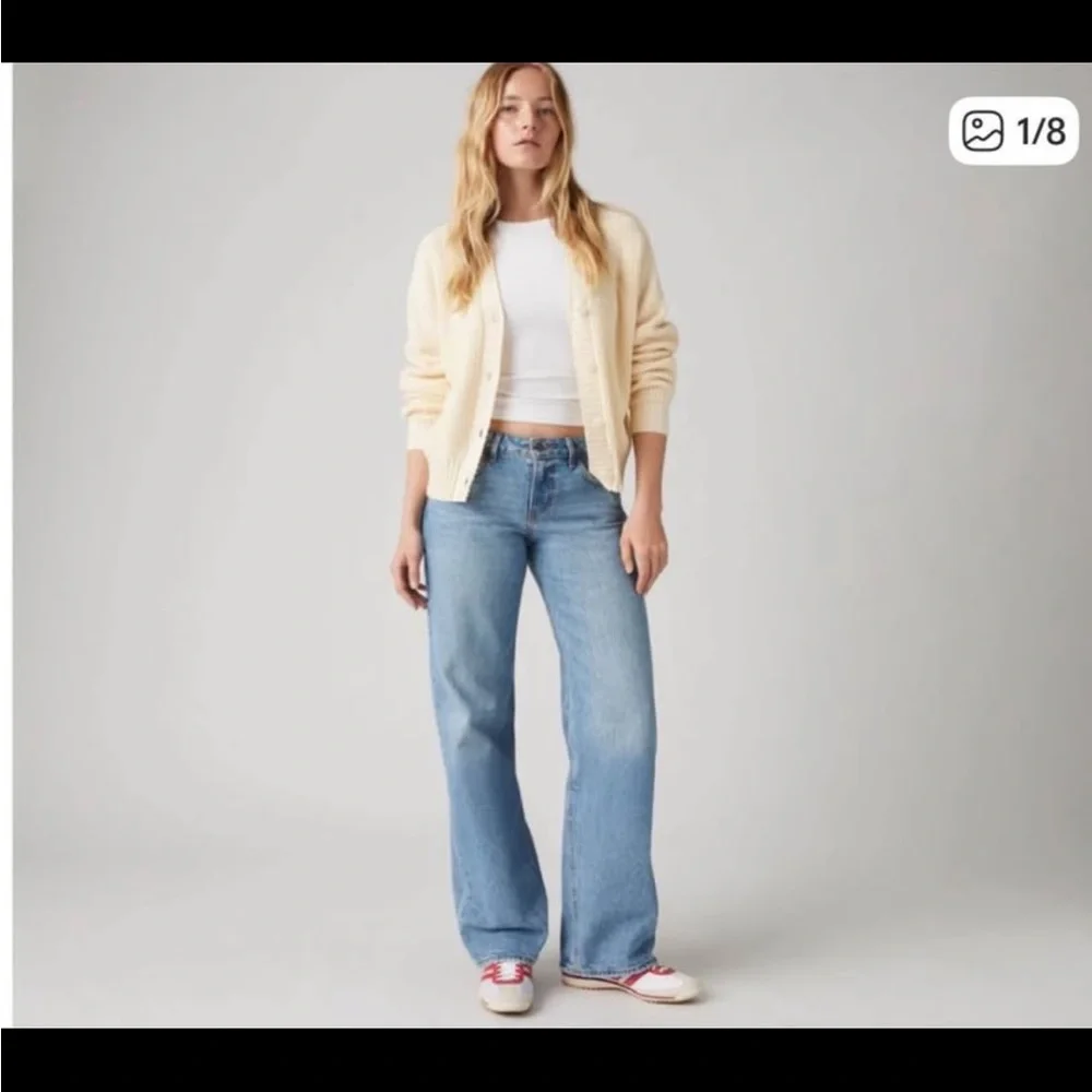 NWT Levi Low Loose Jeans - Picture 1 of 4